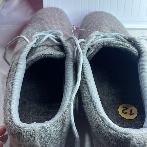 (A) Under Armour Men's Street Comfort Sneakers
Encounter Wool 101 Grey
Size 12 - Picture 11 of 11